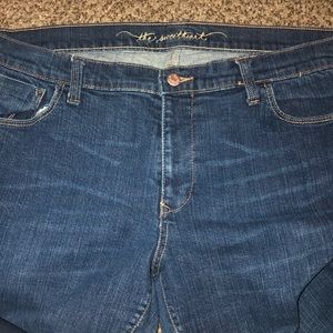 Old Navy Mid-Rise Flare jeans